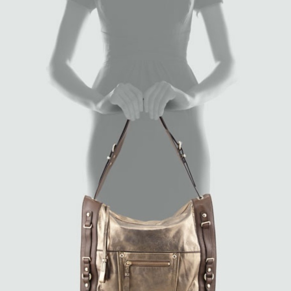 Kooba Gold Metallic Shoulder Bag. Hand crafted from the finest quality leathers - Picture 2 of 9